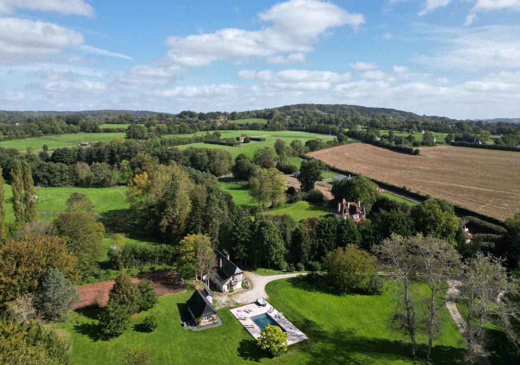 Coudray-Rabut House | MONA