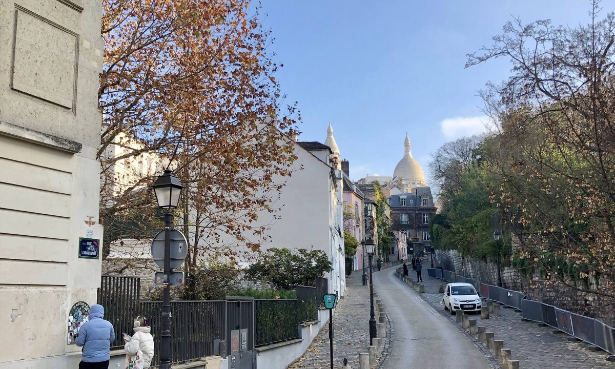 Montmartre Apartment | New, fully-equipped architect-designed apartment at the top of Montmartre hill