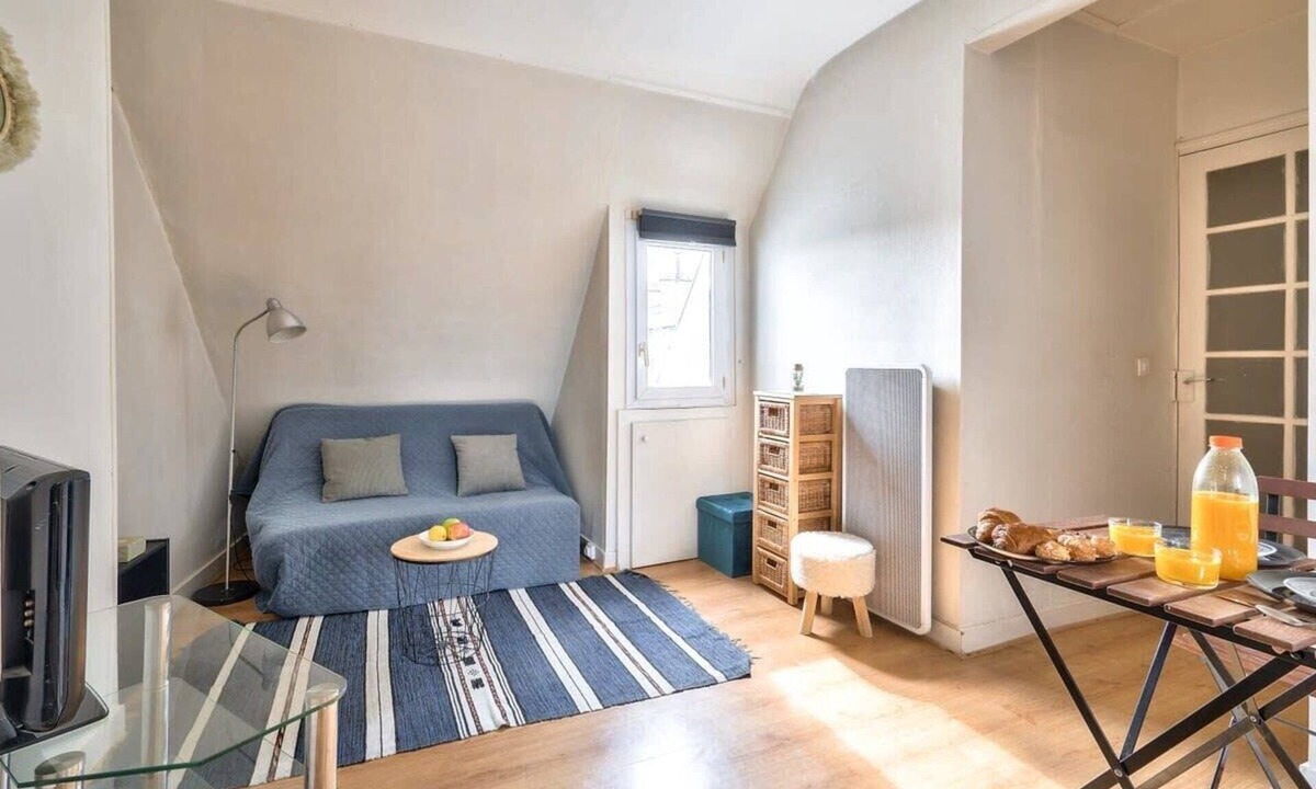 11th Arrondissement Apartment | New Parisian Studio with View in the Central 11th