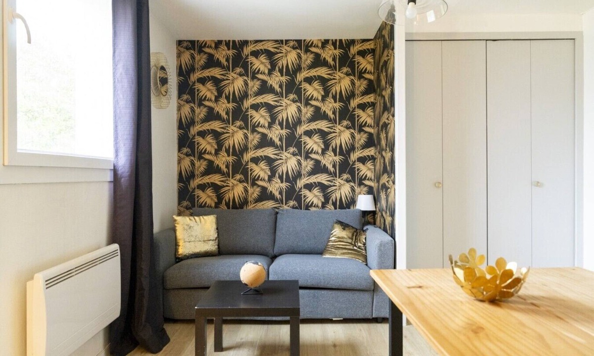 Calvaire Saint-Pierre Apartment | Nice studio apartment for two, near the university