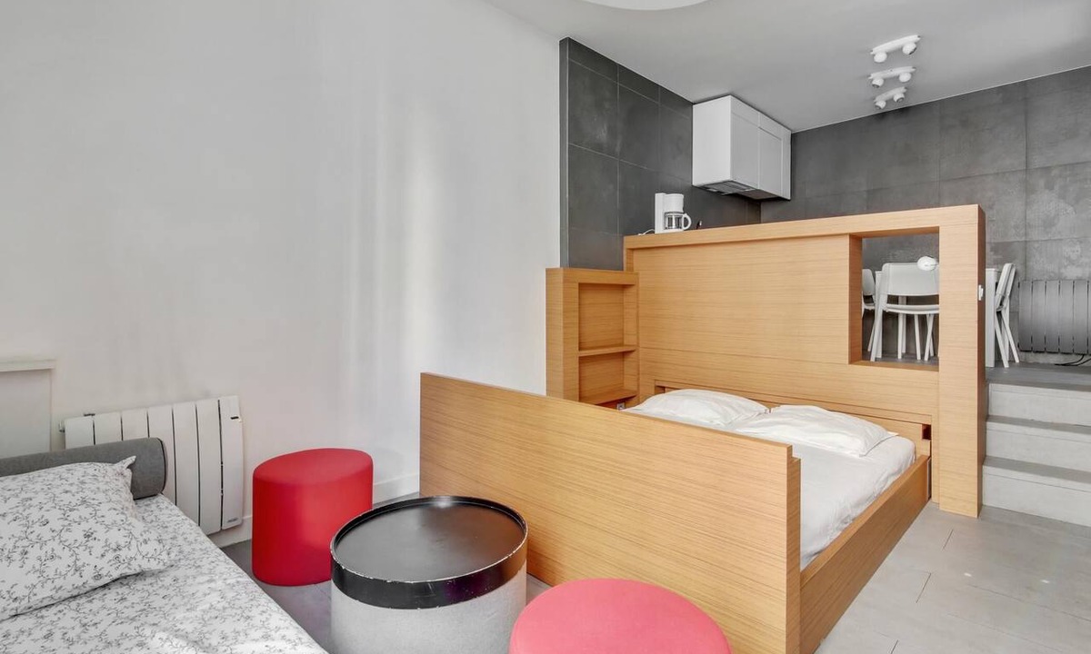 Odeon Apartment | Odéon Confort: Symphony of Elegance