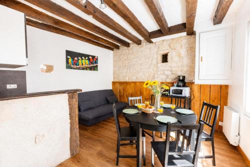 Saint-Aignan Apartment | Perruche