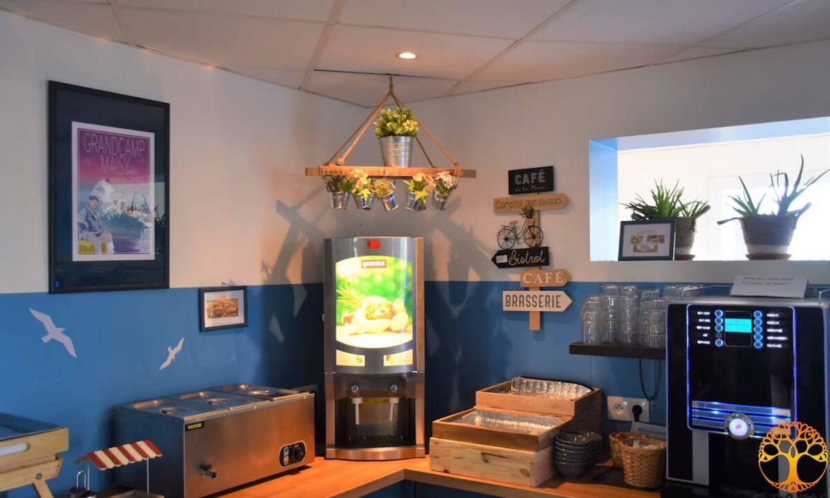 Grandcamp-Maisy Hotel | Pet-friendly Accommodation! Parking, Pool! Short Drive to Omaha and D-Day Beach!