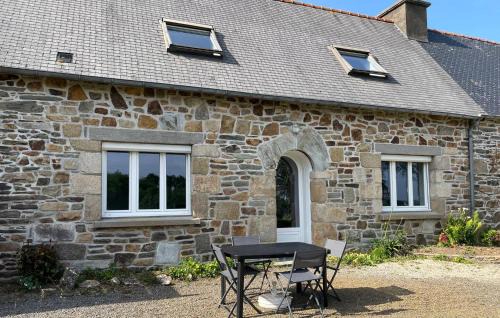 Rospez House | Pet Friendly Home In Rospez With Wifi