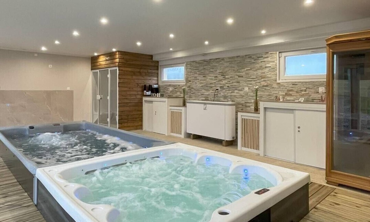 Le Mage House | Private accommodation with relaxation area: Swim spa, Spa, Hammam, Sauna