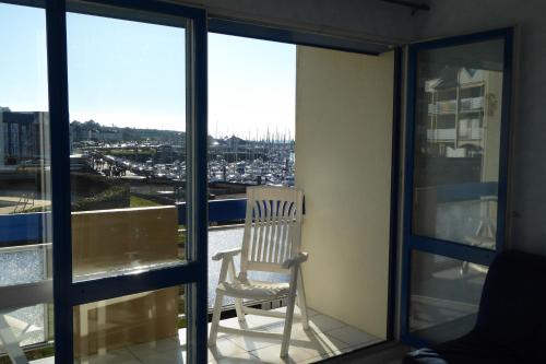 Arzon Apartment | REF 157 Studio pour deux personnes avec piscine vue Port Crouesty ARZON