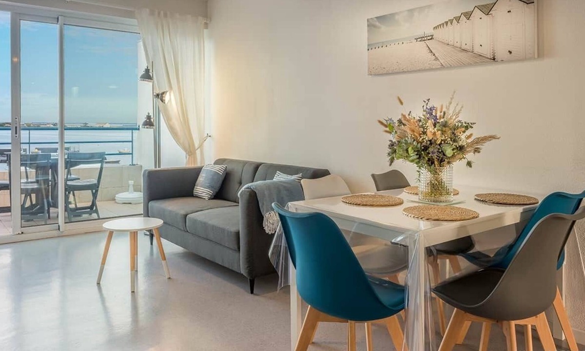 Port-Louis Apartment | REF 335 Port-Louis apartment type 3 sea view