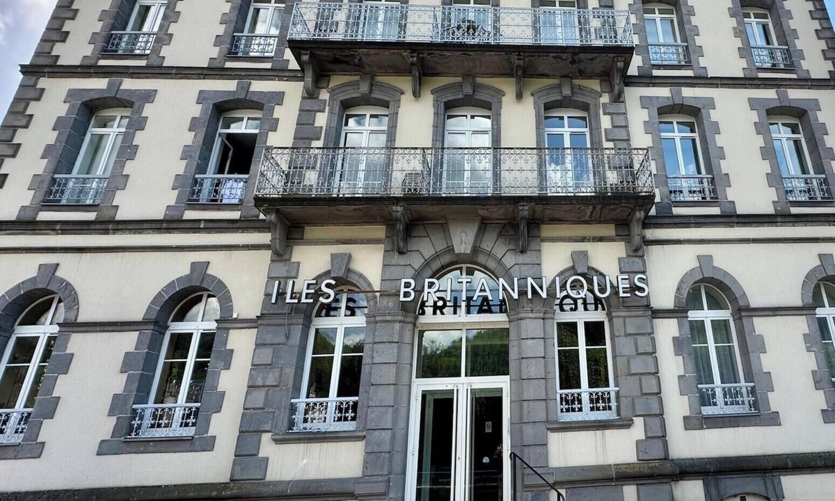 La Bourboule Apartment | Riverfront Spa Stay for 4