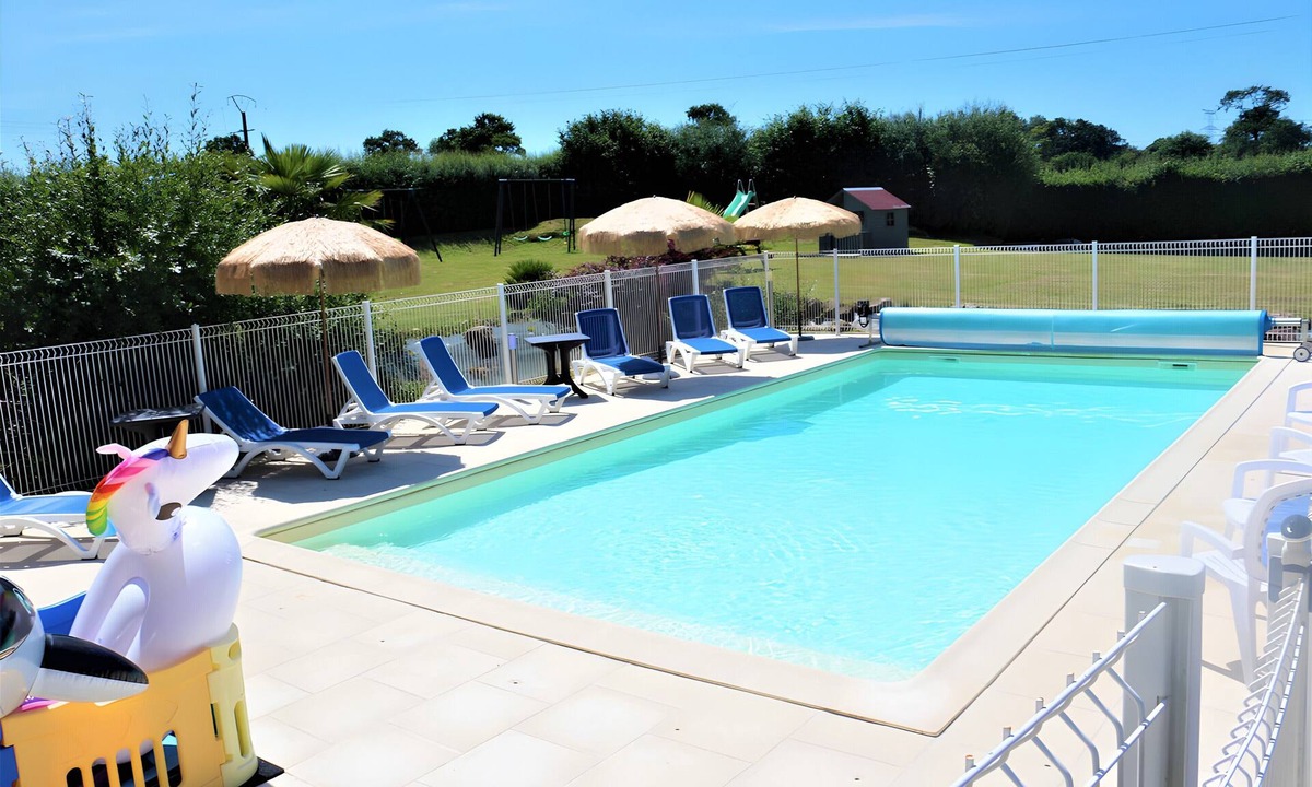 Nehou House | Riverside Gîte – La Mare Chappey, Family-Friendly, Heated Pool