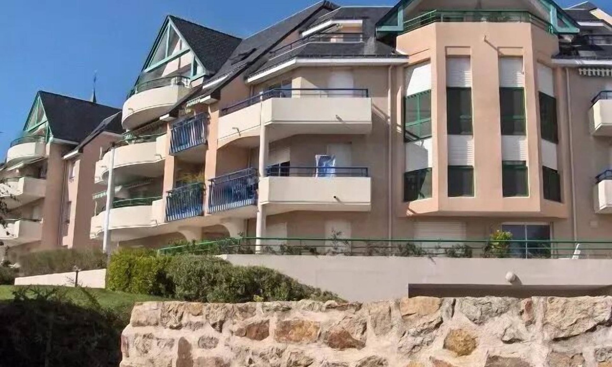 Saint-Marc-sur-Mer Apartment | SAINT MARC SUR MER, downtown, near the beach