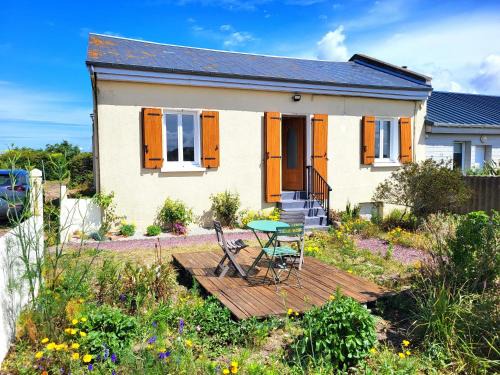 Creances House | Seaside House, Les Fleurs