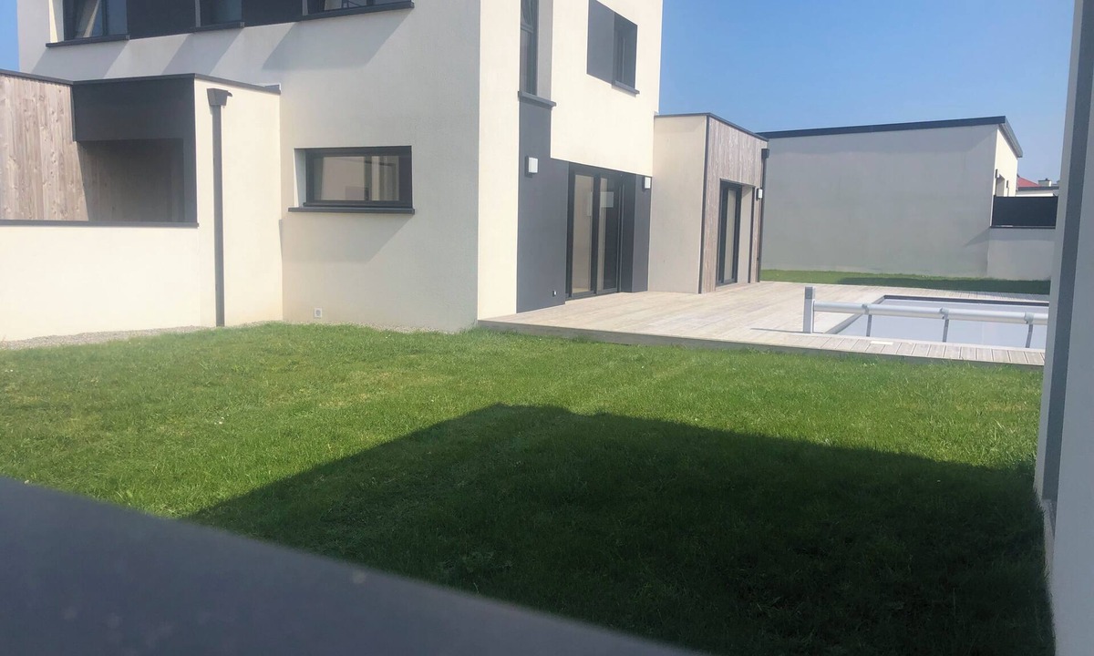 Ploudalmezeau Villa | Seaside villa PMR standard Portsall
