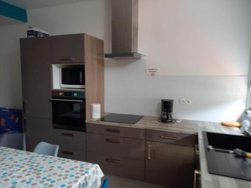 Saint-Pair-sur-Mer House | St Pair-sur-Mer bike house