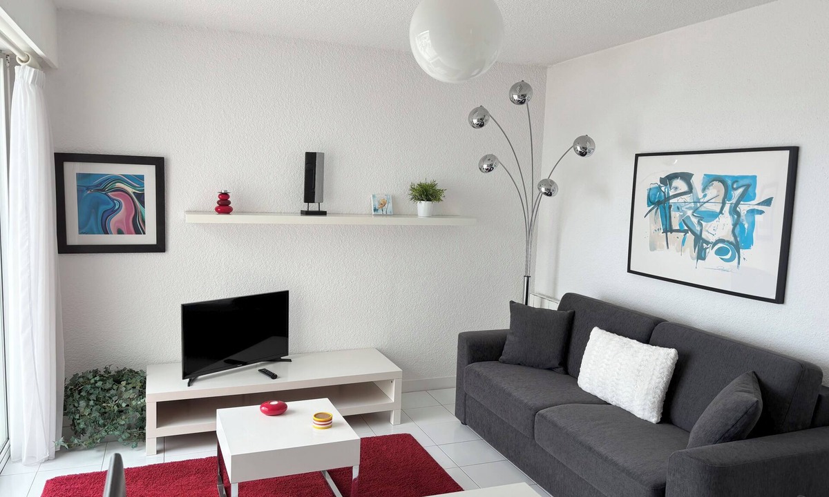Tregastel Apartment | "STERNES" Trégastel sea beach 40 m from the water Côte Granit Rose