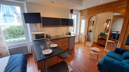 Trebeurden Apartment | Studio à 70m des flots