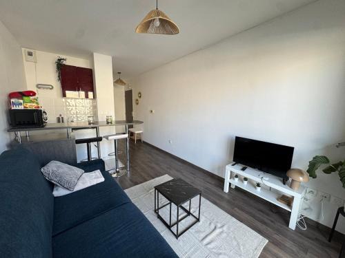 Saint-Jean Eudes Saint-Gilles Apartment | Studio cosy avec balcon et parking