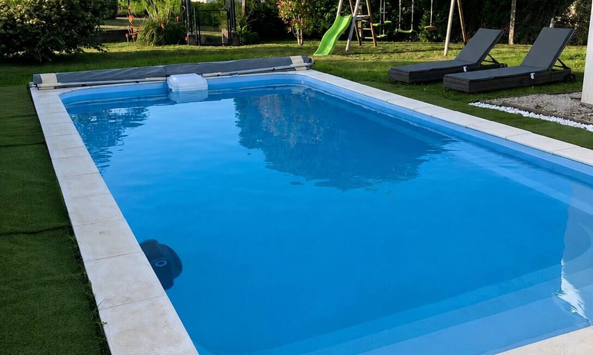 Grand-Champ Apartment | Studio flambant neuf Vannes-piscine chauffée-commodités à côté-Golfe du Morbihan