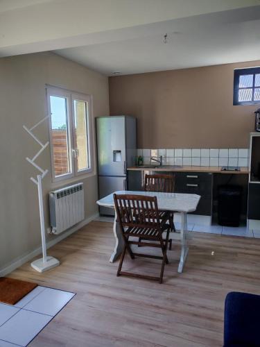 Teloche Apartment | Studio indépendant tout équipé proche circuit des 24 Heures