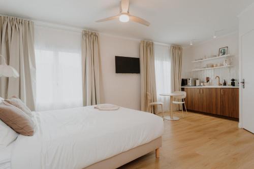 Blonville-sur-Mer Apartment | Studio Magnolia à 150m de la plage - 10 minutes de Deauville