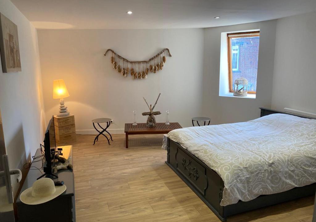 Arras Apartment | studio naturel