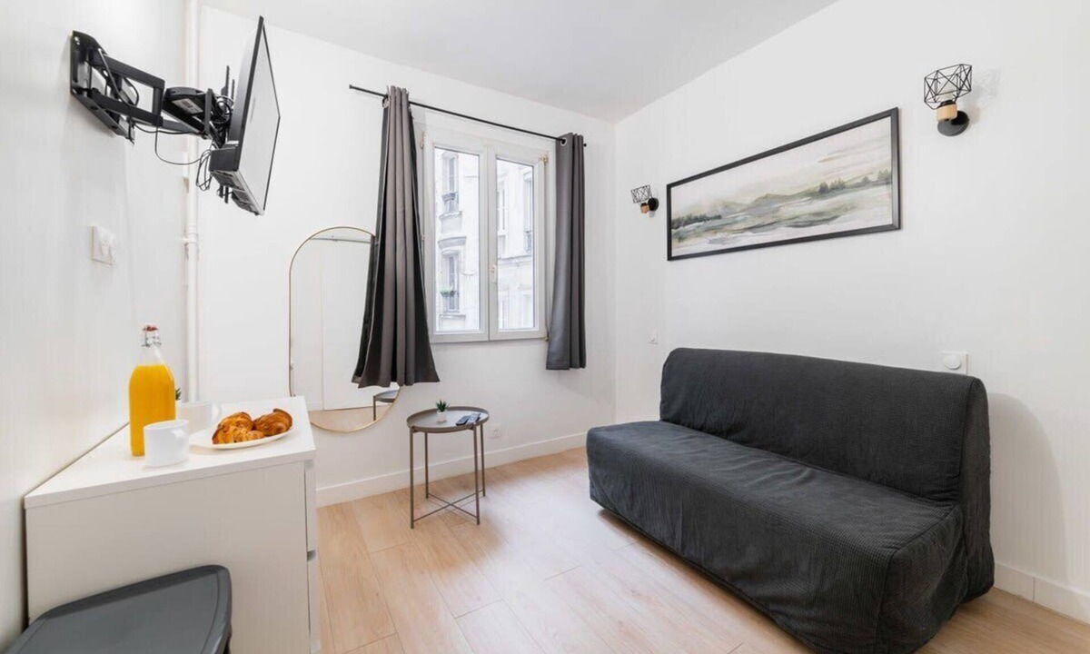 Quartier de Rochechouart Apartment | Studio sacre coeur metro anvers - Paris 9 -2P