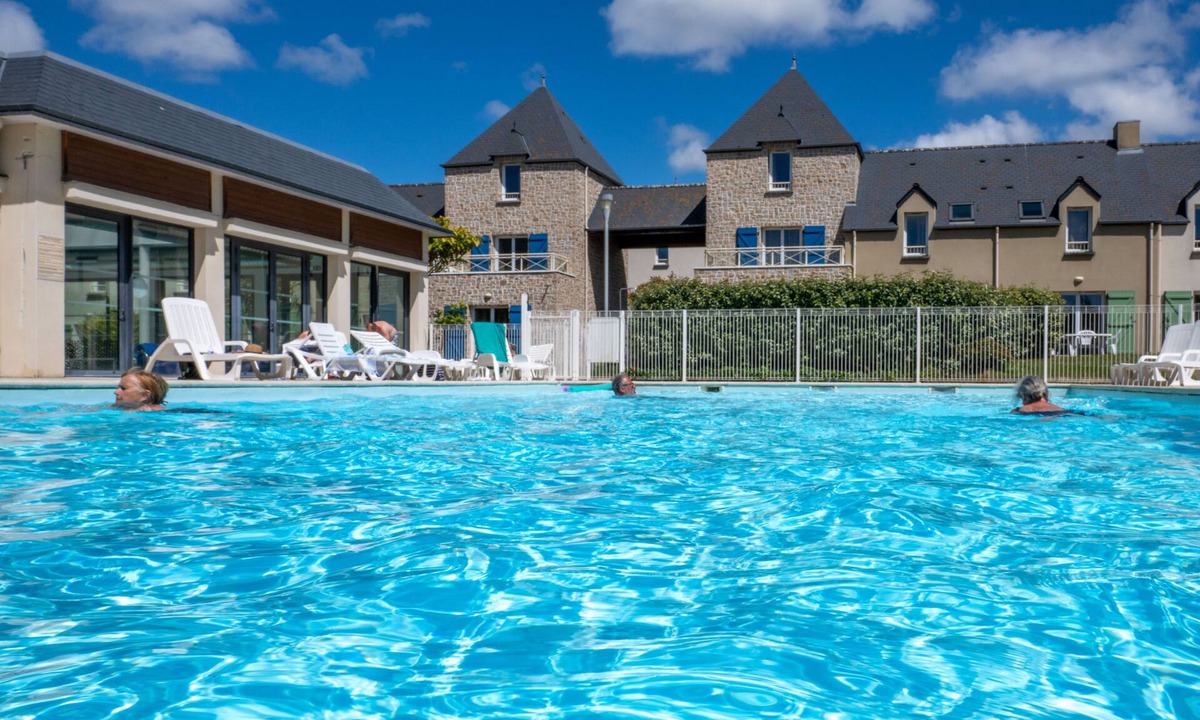 La Guymauviere-La Hulotais-La Bourelais Condo | T2 familial à quelques pas de la plage | Piscine