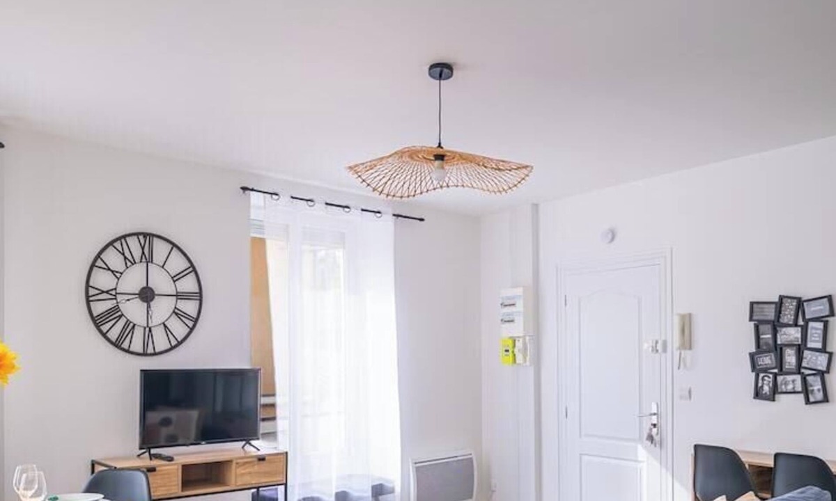 Bollee Apartment | T2 Near Tram & Center - Ideal Duo and/or Pro