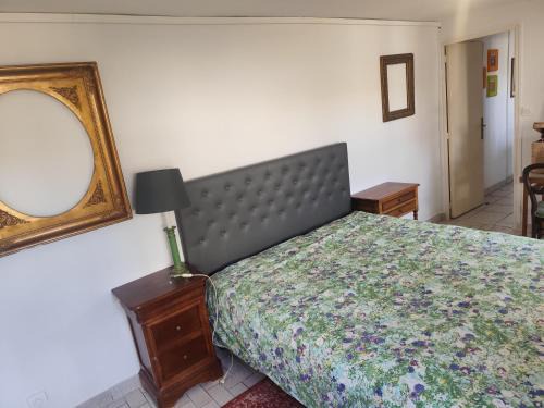 Chateau-Renault House | Tableaux