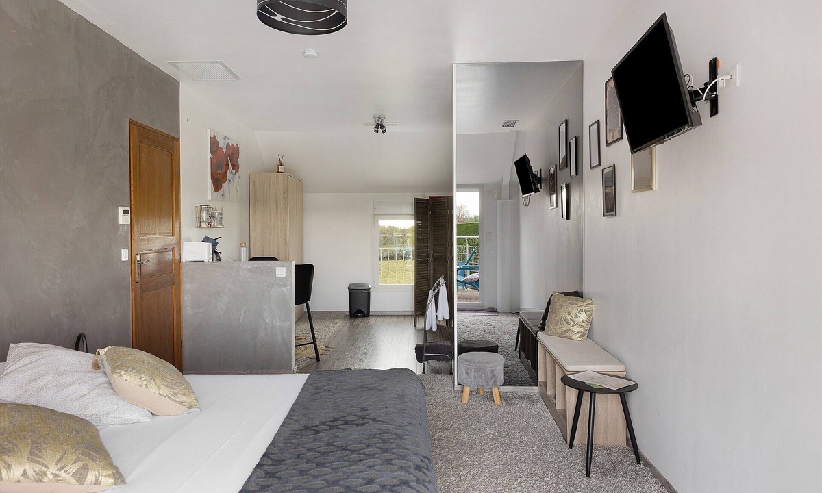 Saint-Georges-sur-Cher Bed & Breakfast | Take Off B&B - Le Petit Villeneuve