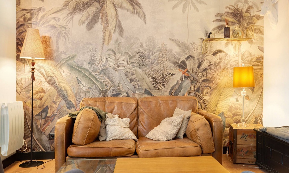 Chartres-de-Bretagne House | The Little House in the Jungle
