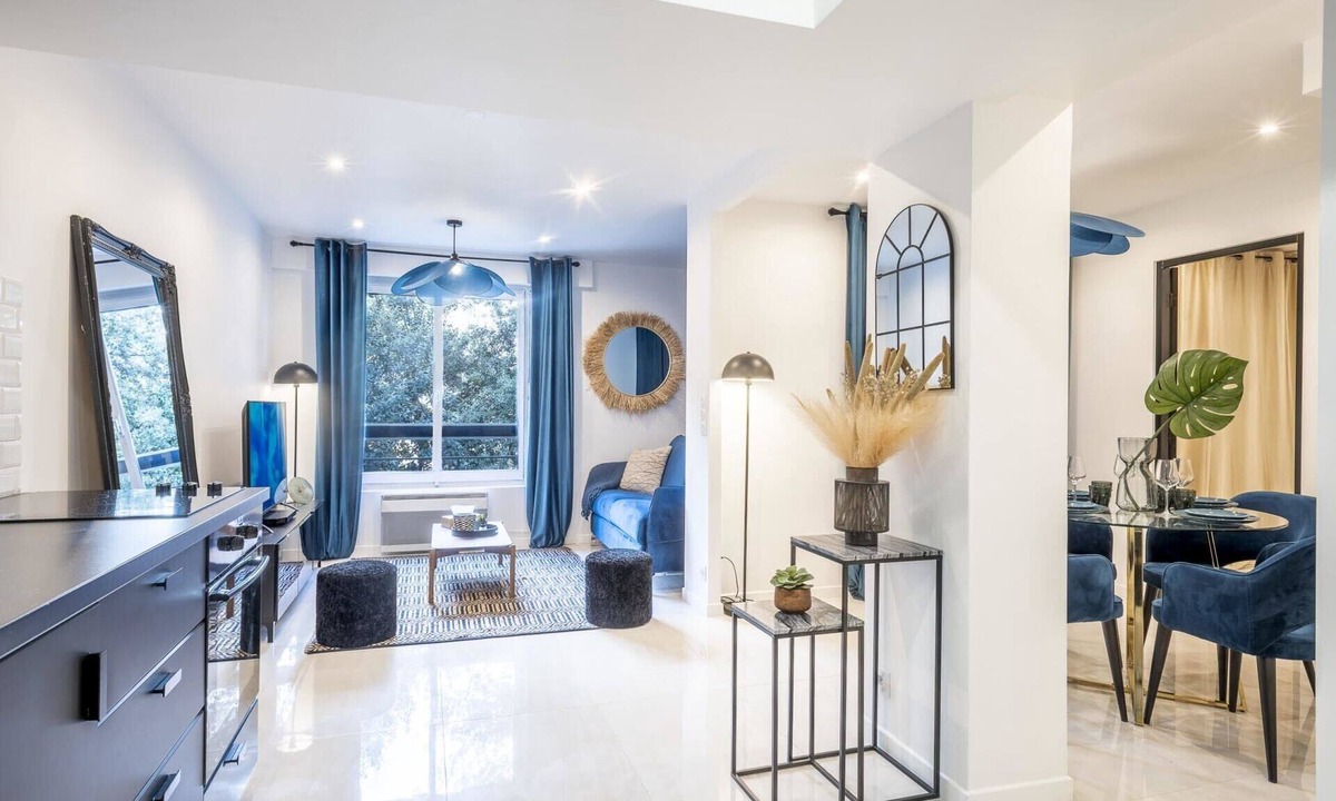 Archives Apartment | Thorigny - Two Bedroom Apartment, Sleeps 6