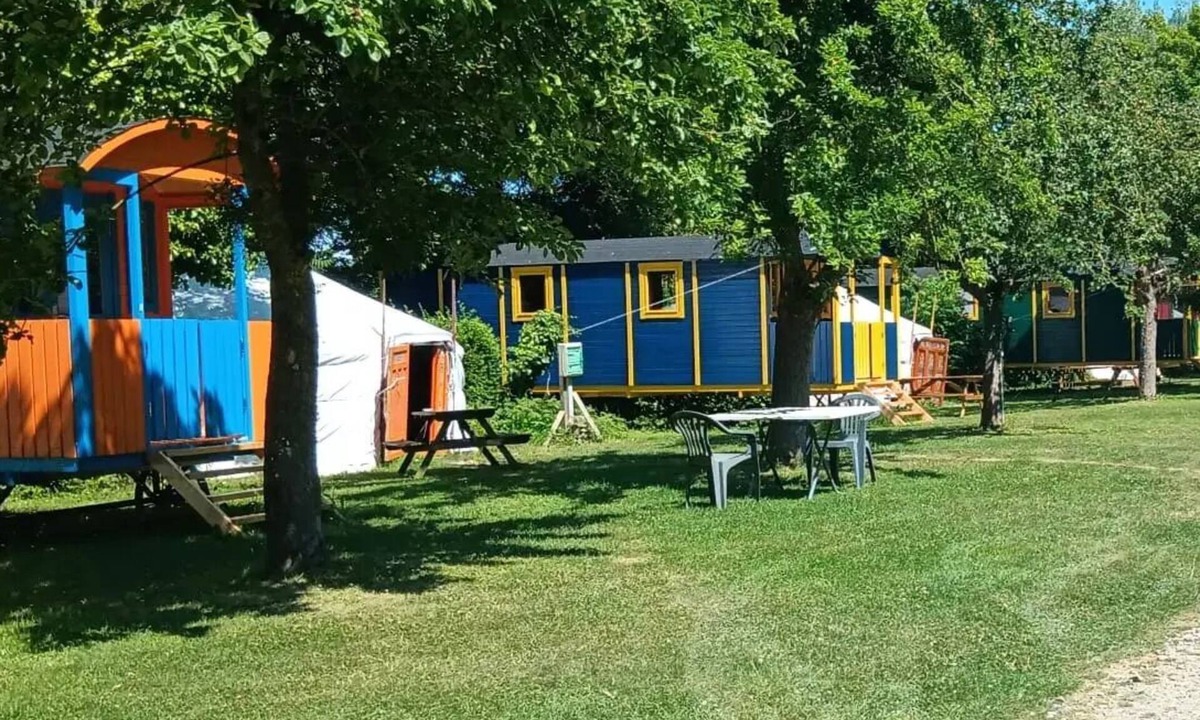 Saint-Benoit-des-Ondes House | Travel Trailer for 4 People