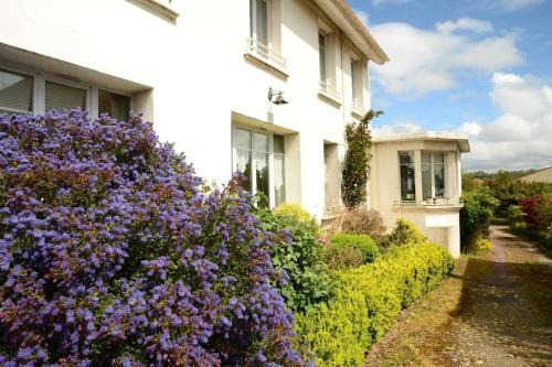 Port-en-Bessin-Huppain House | Vaste Maison de 300 m2 en forme de bateau pour 15 L'Iliade