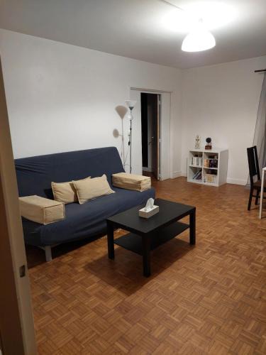 Saint-Cyr-l'Ecole Apartment | Versailles and Paris 20 min Family apartment 3 bedrooms 4 beds