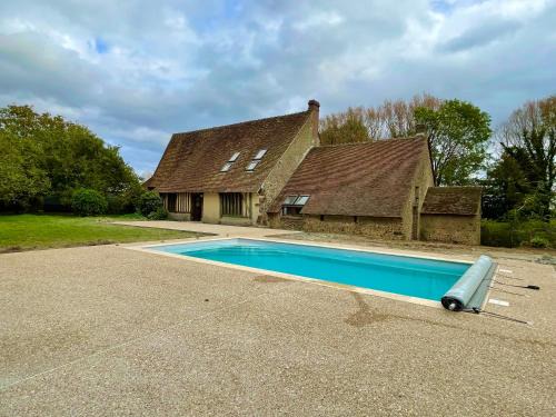 Choue Villa | villa festive HOMAZING piscine privée 2h de Paris