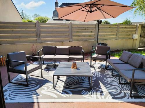 Pleumeur-Bodou House | Villa Ker Sanmamaleo près de la plage - 4 chambres, 3 salles de bain, Wifi, animaux acceptés - FR-1-542-29