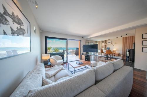 Larmor-Plage House | Villa pieds dans l'eau - vue mer & jacuzzi