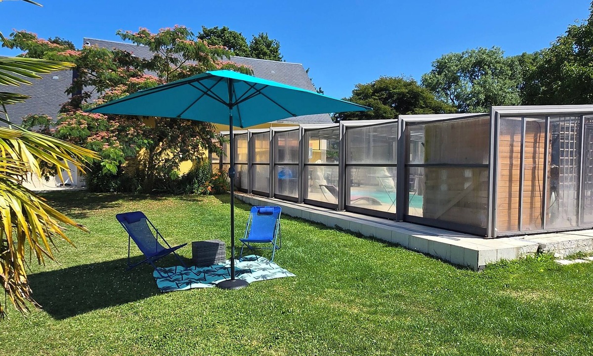 Saint-Clair-d'Arcey Villa | Villa with private heated pool in Normandy