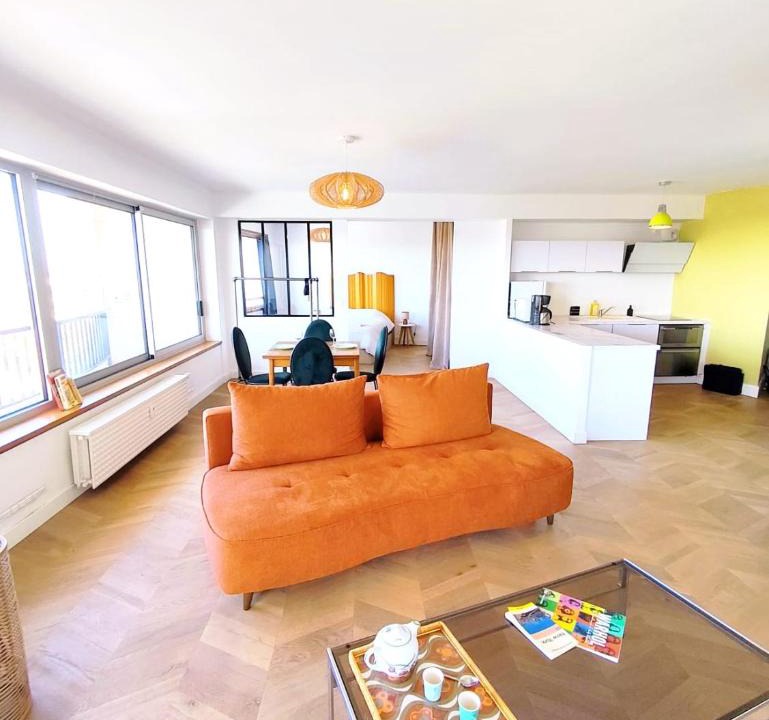 Bourg-l'Eveque Apartment | Wanderer Suite - Terrasse et Parking - Second Lodge Rennes - Location Bail Mobilité