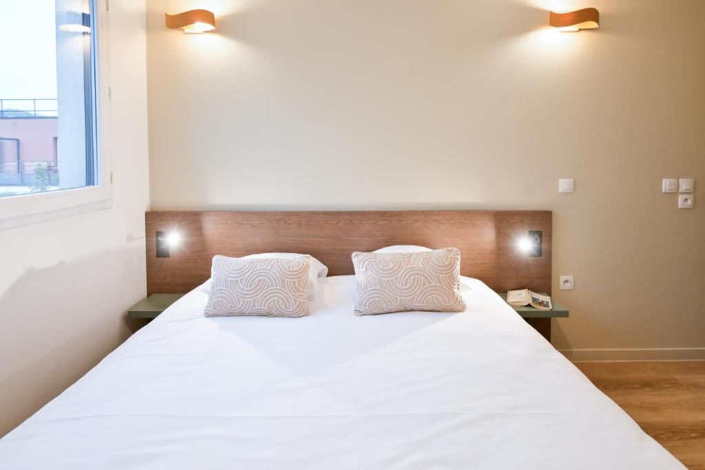 Saint-Cyr-l'Ecole Apartment | Zenitude Hôtel-Résidences Versailles St Cyr l'École