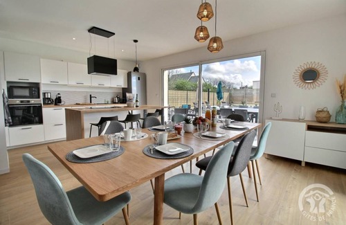 Saint-Cast-le-Guildo House | 138 m² Gîte ∙ 4 bedrooms ∙ 8 guests