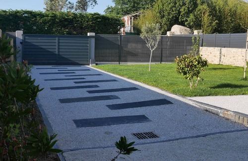 Surzur House | Charmante Longére