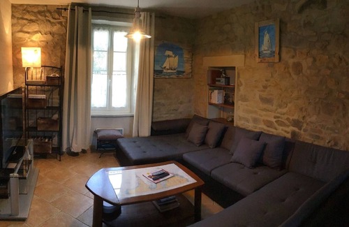 Crozon House | House feet in the water