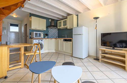 Etel Apartment | Étel - Duplex 3 Pièces avec Piscine - FR-1-479-176