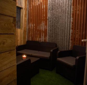 Villedieu-les-Poeles Apartment | Ô COSY , DUPLEX, JACUZZI, TERRASSE.