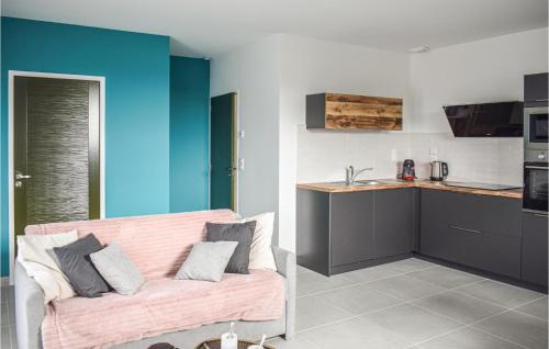 Lantic Apartment | 1 Bedroom Awesome Apartment In Lantic