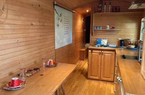 Gommenec'h House | 1 bedroom nice (sta)caravan in Gommenec h