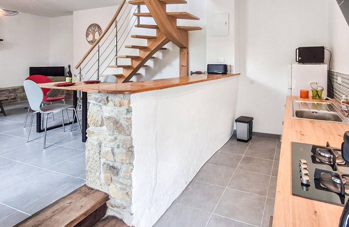 Rospez House | 1 bedroom pet friendly home in Rospez