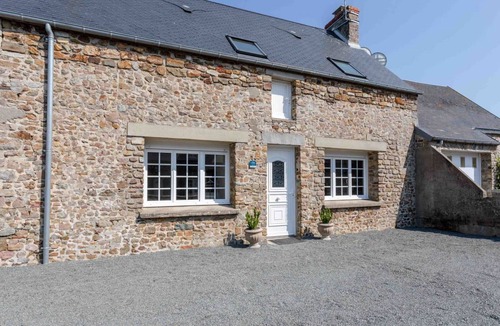 Creances Other | 120 m² Accommodation ∙ 4 bedrooms ∙ 8 guests