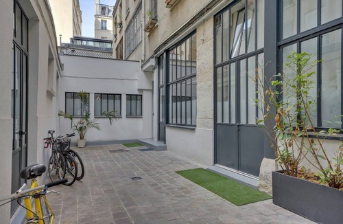 Porte-Saint-Martin Apartment | 133 Suite Charly - Superb apartment in Paris.